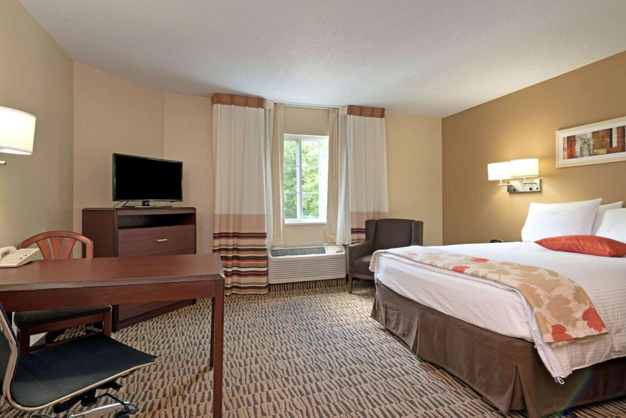 Mainstay Suites Detroit Farmington Hills Exterior foto